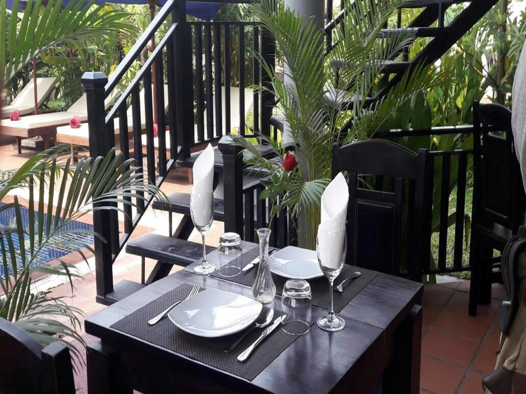 סיאם ריפ Reveal Angkor Hotel מראה חיצוני תמונה