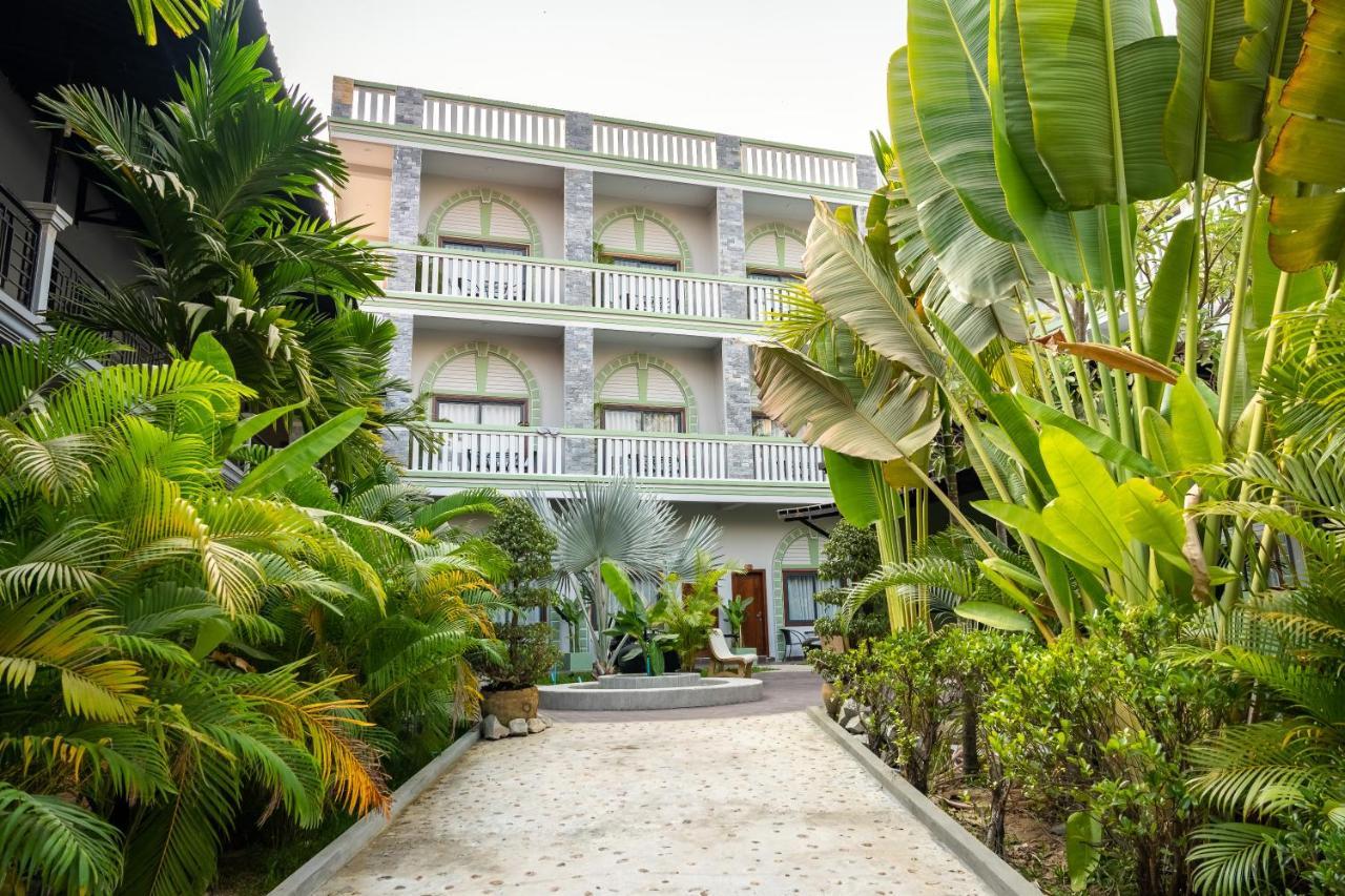 סיאם ריפ Reveal Angkor Hotel מראה חיצוני תמונה