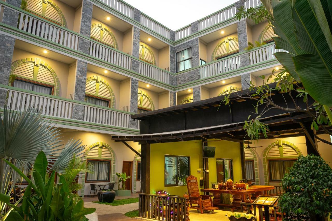 סיאם ריפ Reveal Angkor Hotel מראה חיצוני תמונה